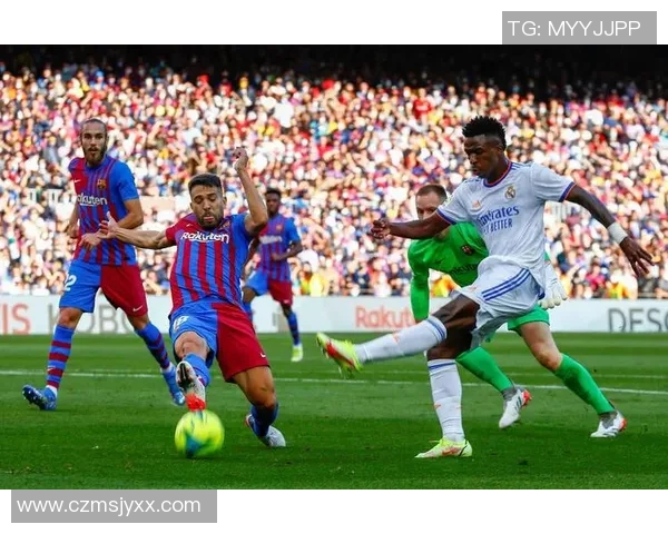 巴伦西亚与皇马精彩对决直播全程回顾与分析